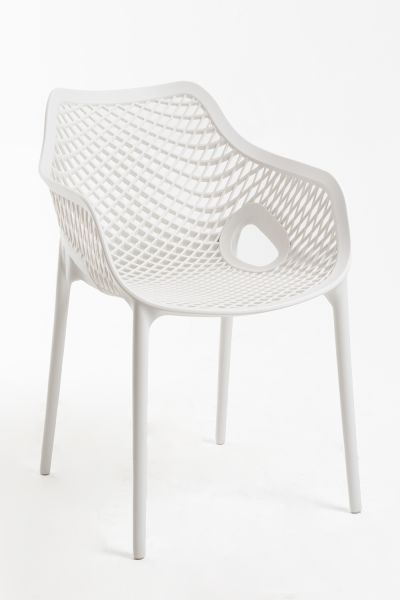 Chaise Kusin avec des Bras - La chaise de jardin que vous méritez